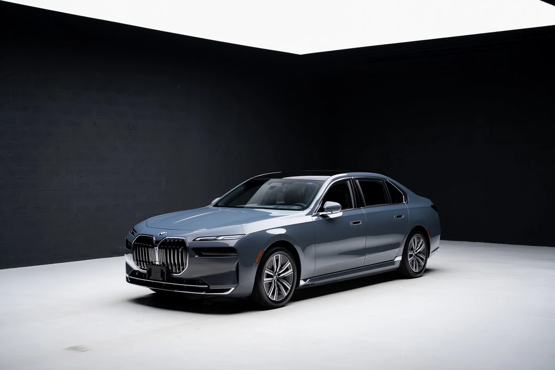 2023 BMW G70 7 Series - Image 4 of 12