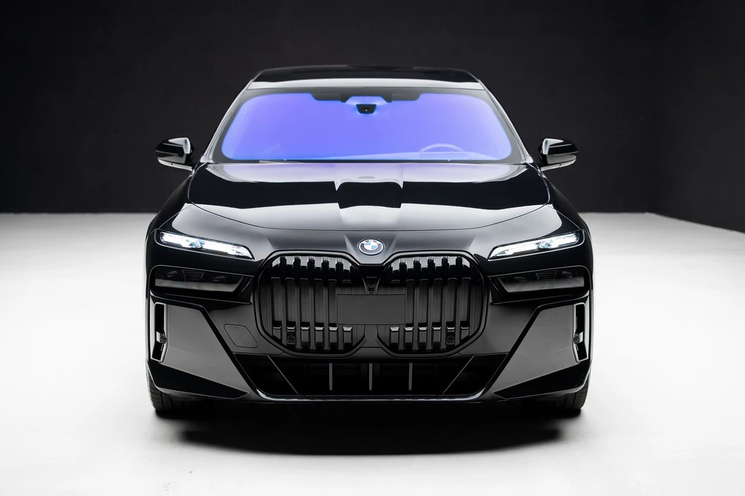 2023 BMW G70 7 Series - Image 8 of 21