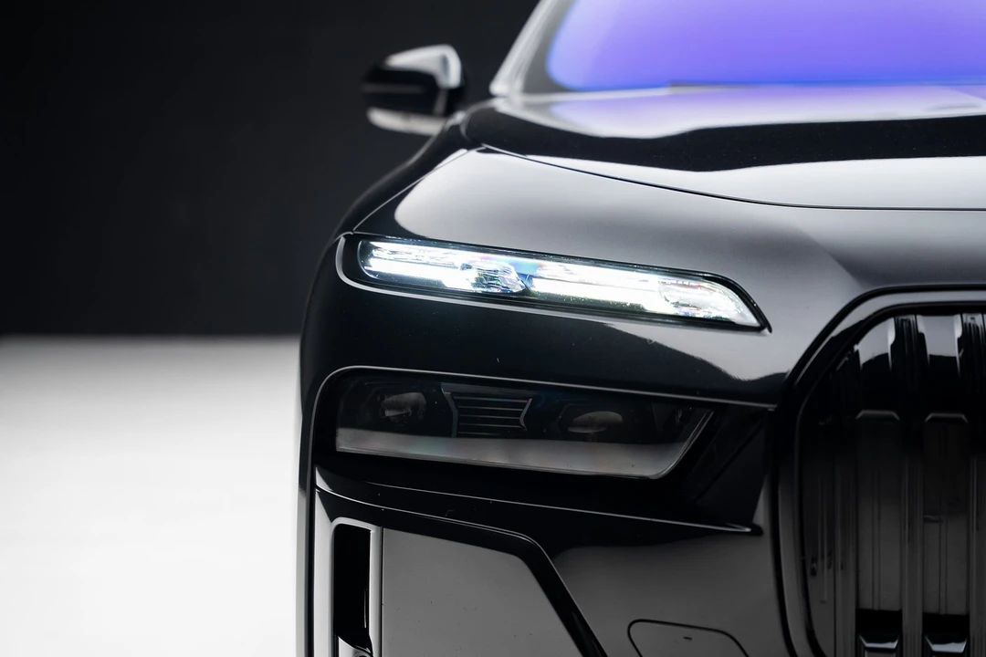 2023 BMW G70 7 Series - Image 10 of 21