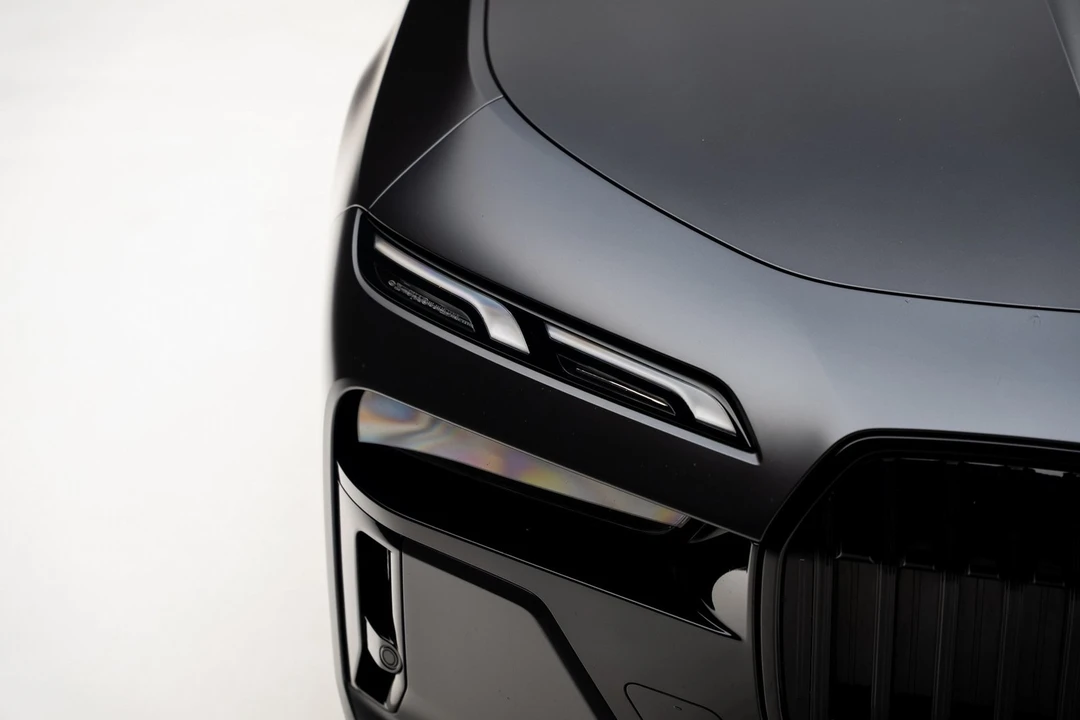 2023 BMW G70 7 Series - Image 11 of 12