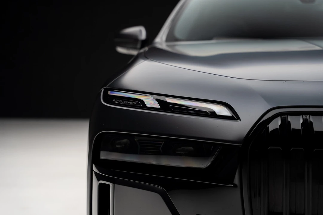2023 BMW G70 7 Series - Image 8 of 12