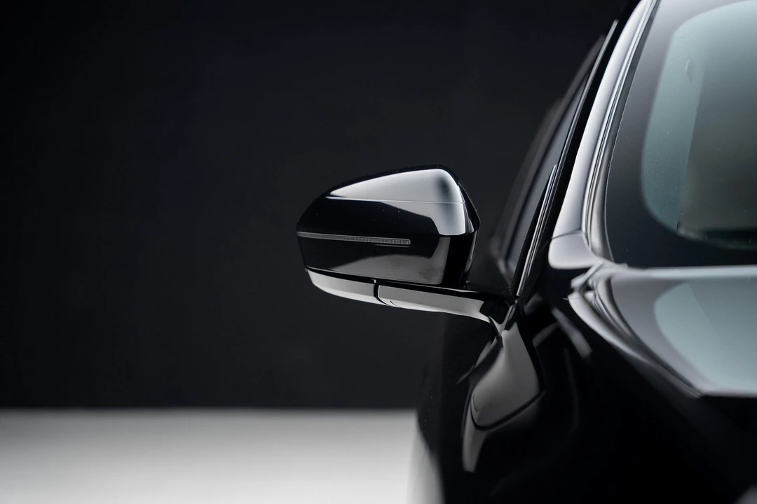 2023 BMW G70 7 Series - Image 13 of 21