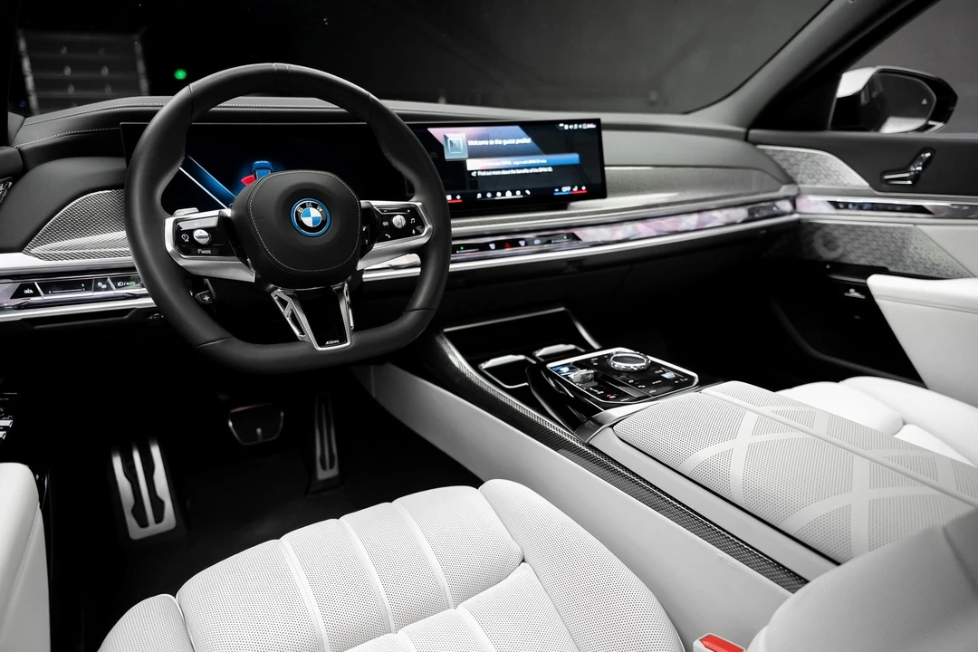 2023 BMW G70 7 Series - Image 2 of 12