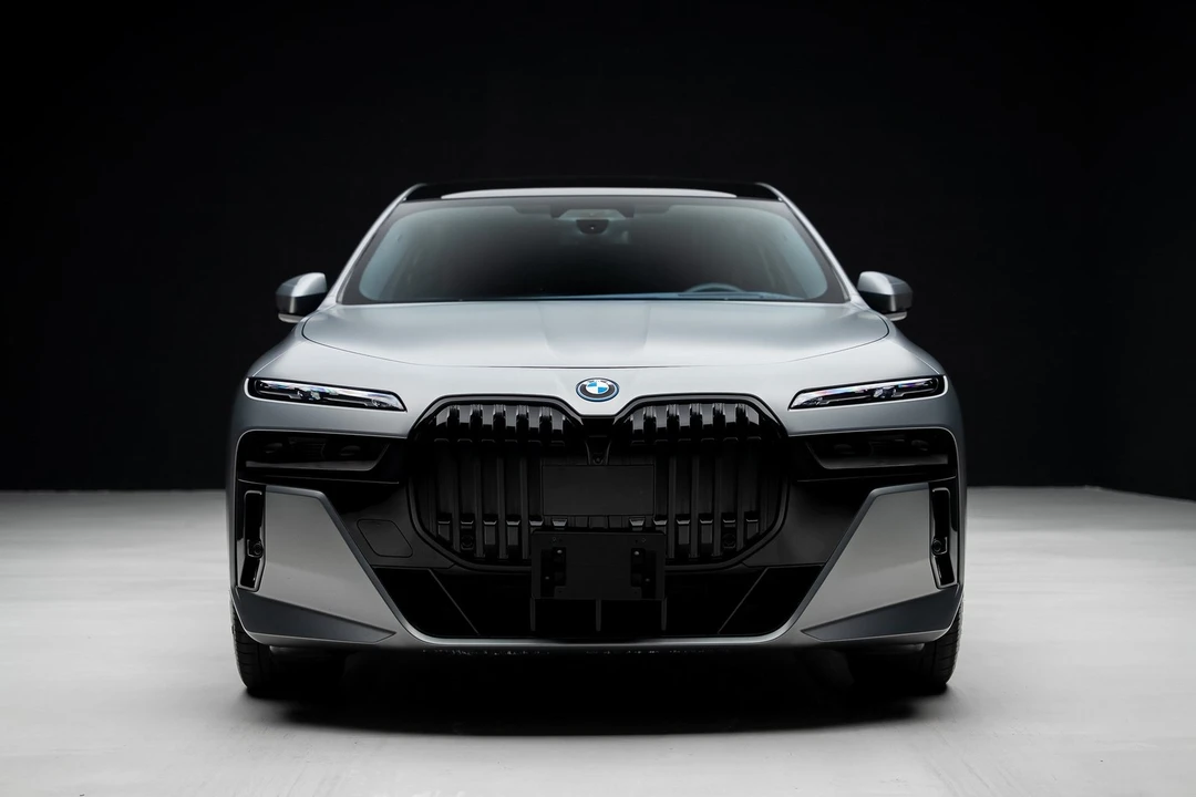 2023 BMW G70 7 Series - Image 7 of 21