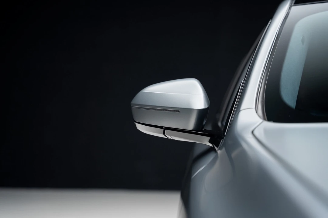 2023 BMW G70 7 Series - Image 13 of 21