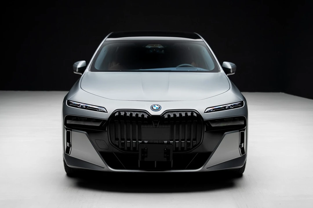 2023 BMW G70 7 Series - Image 6 of 21