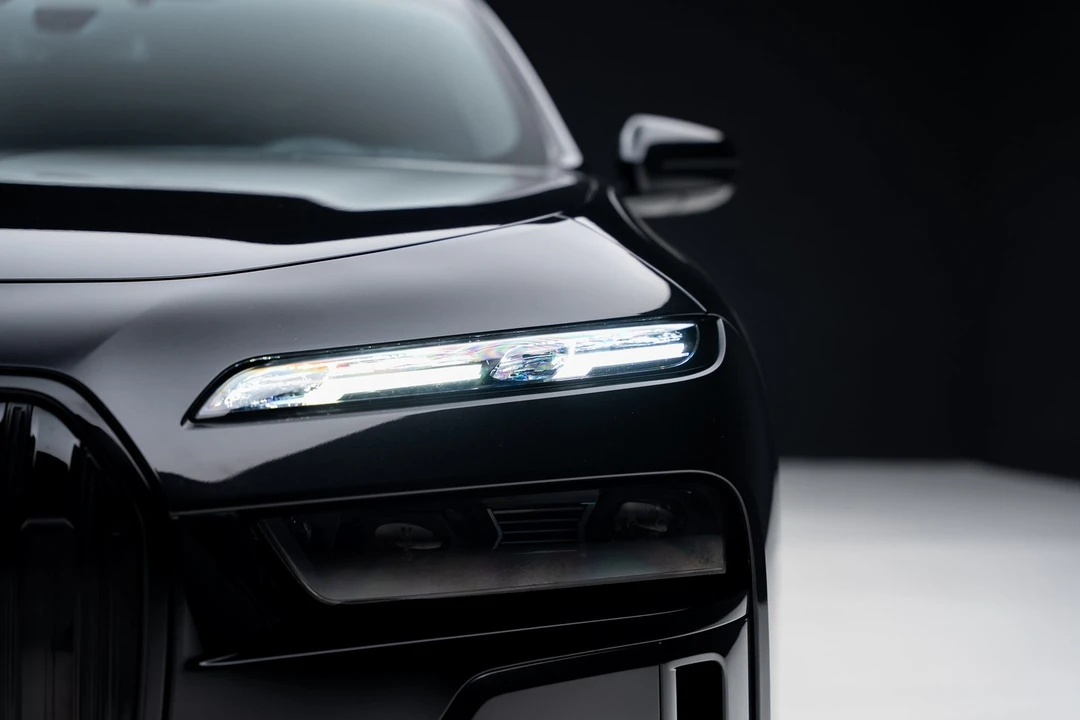 2023 BMW G70 7 Series - Image 10 of 12