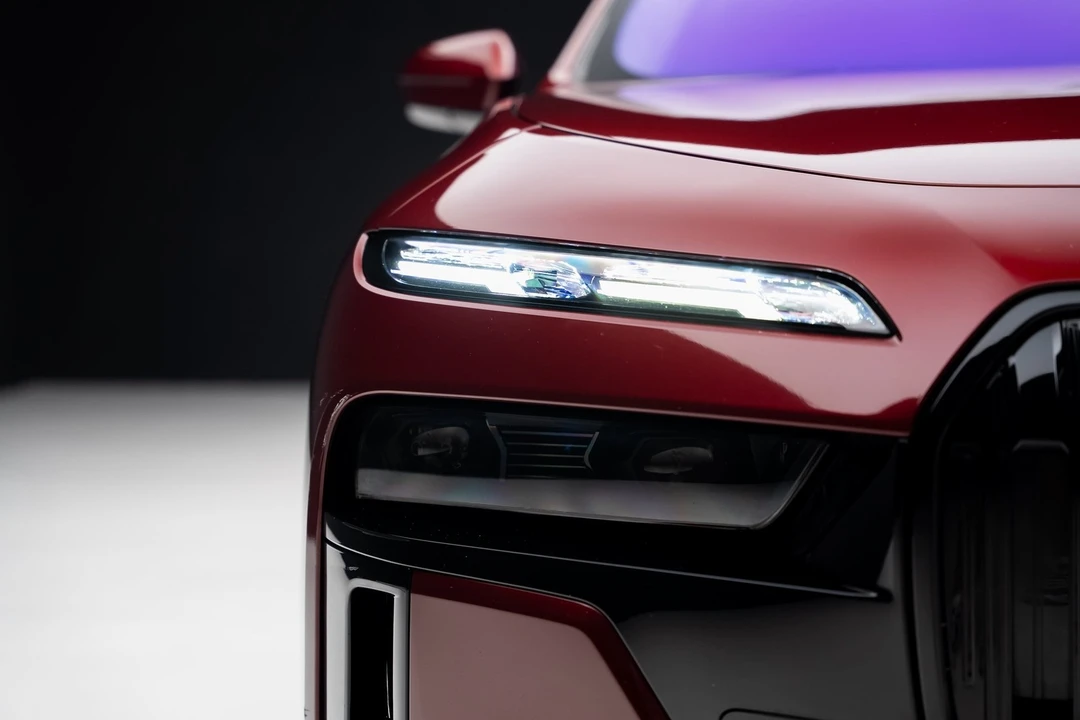 2023 BMW G70 7 Series - Image 11 of 21
