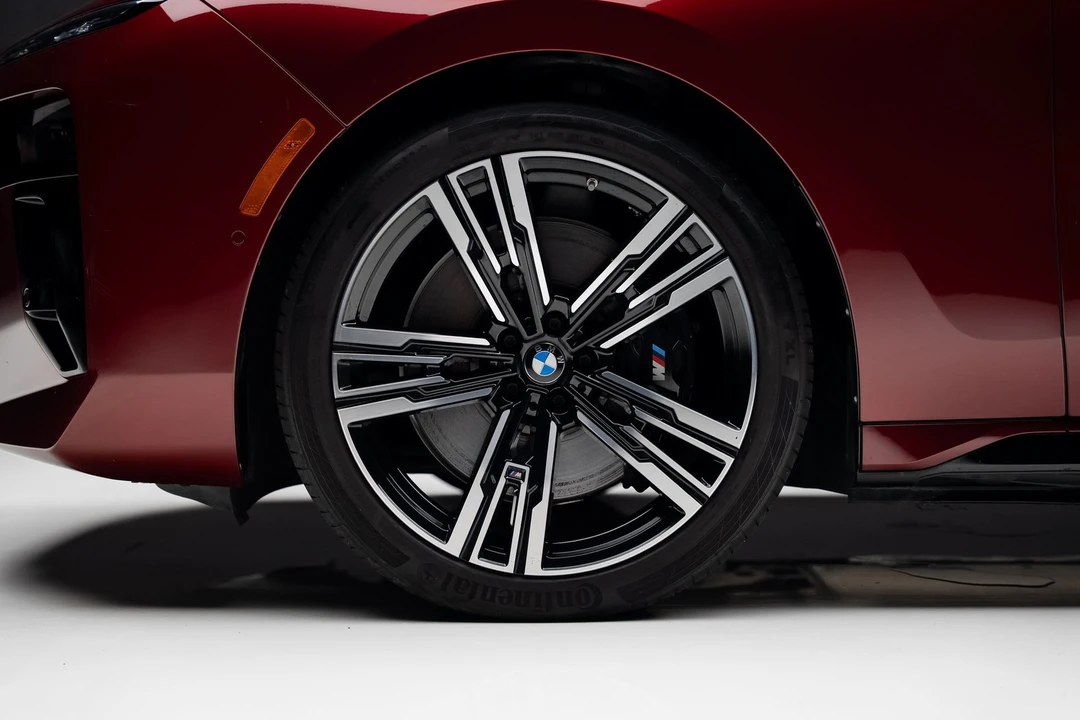 2023 BMW G70 7 Series - Image 19 of 21