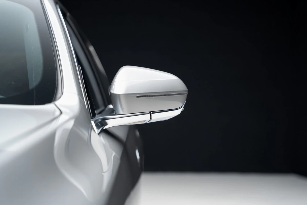 2023 BMW G70 7 Series - Image 15 of 21