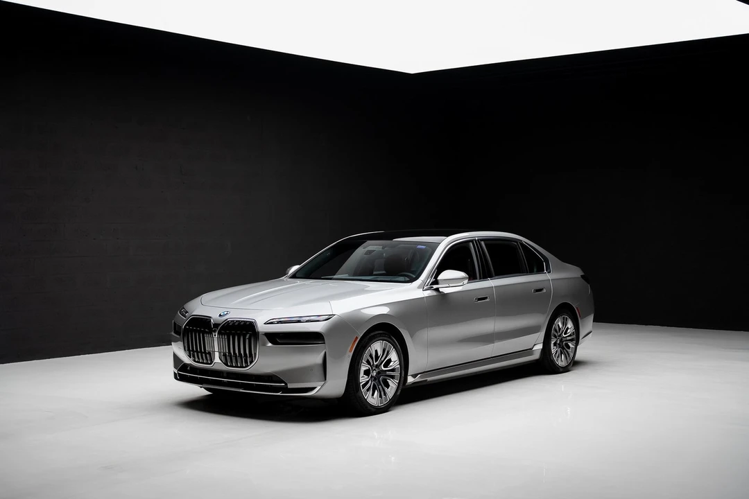 2023 BMW G70 7 Series - Image 4 of 12