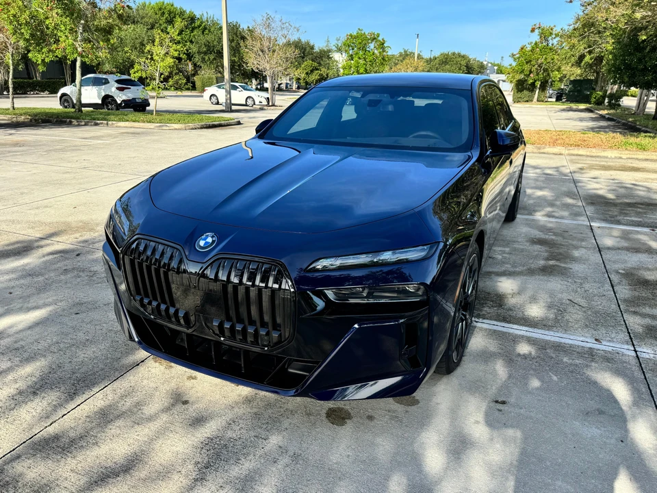 2023 BMW G70 7 Series - Image 7 of 31
