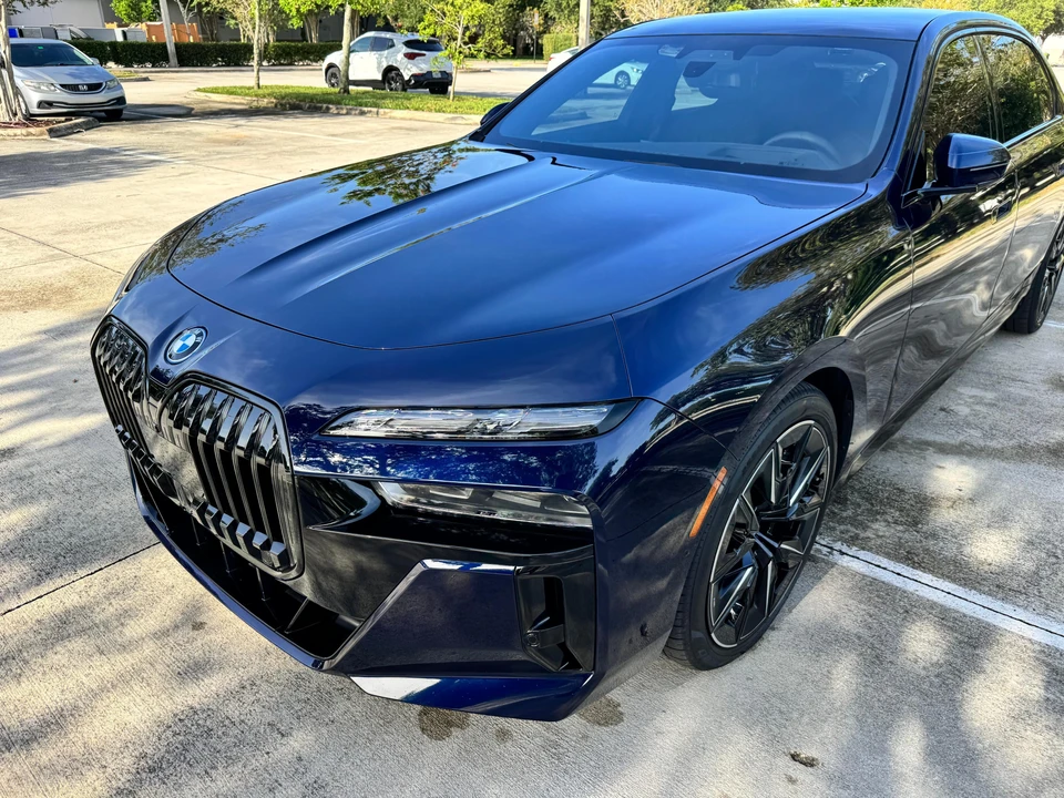 2023 BMW G70 7 Series - Image 26 of 31