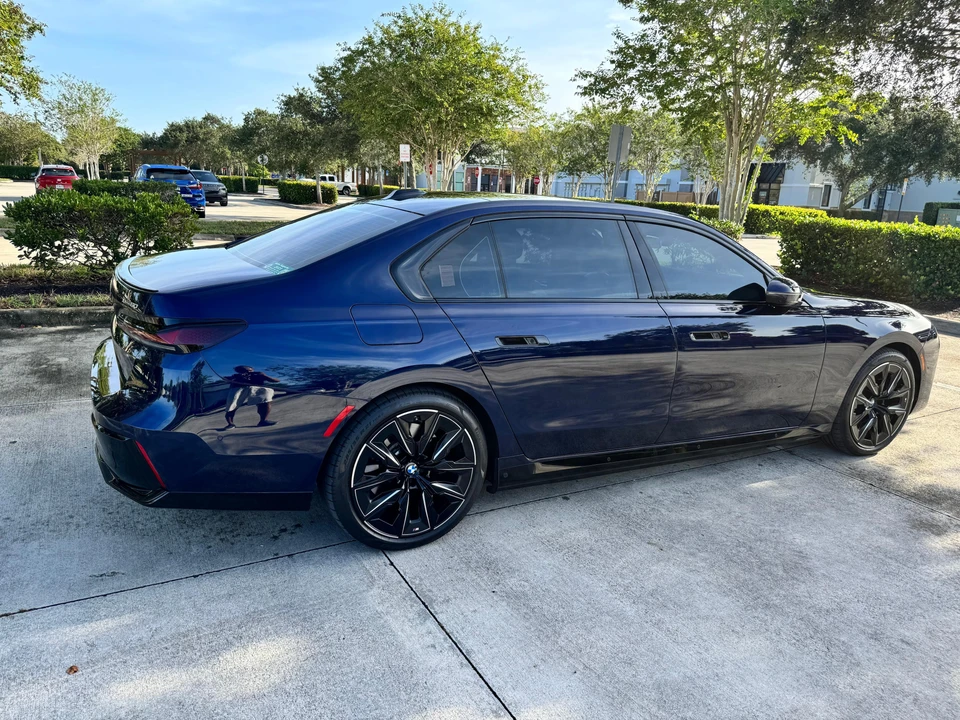 2023 BMW G70 7 Series - Image 20 of 31