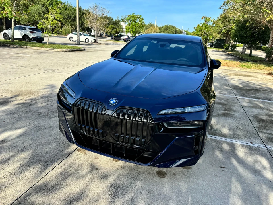 2023 BMW G70 7 Series - Image 6 of 31