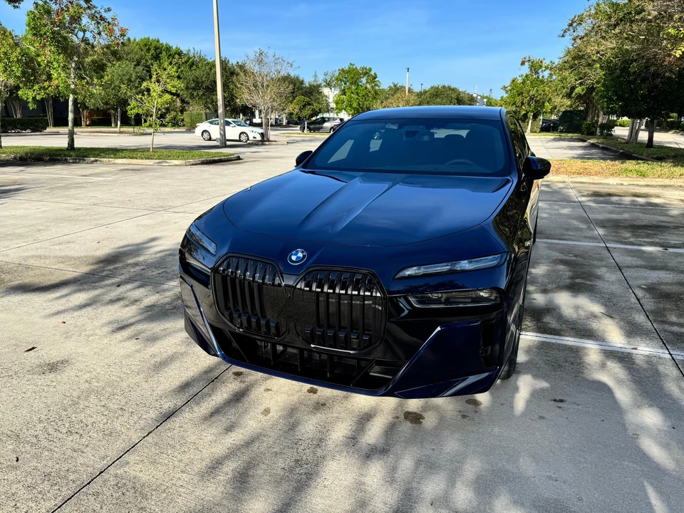 2023 BMW G70 7 Series - Image 8 of 31