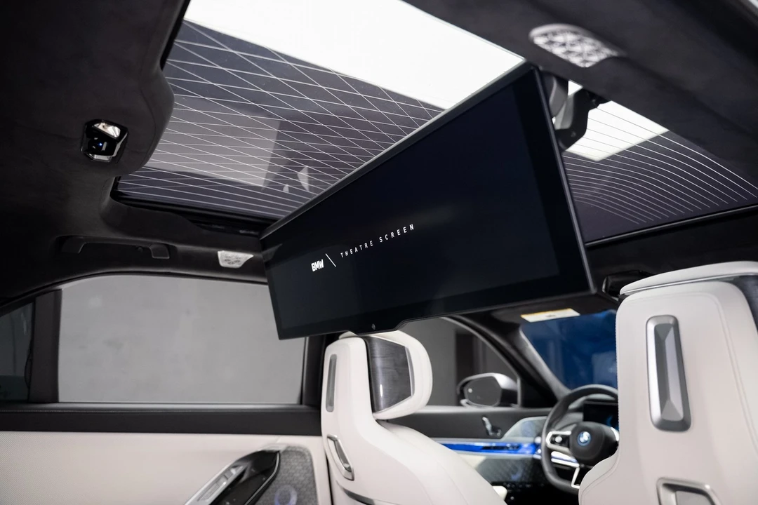 2023 BMW G70 7 Series - Image 3 of 21