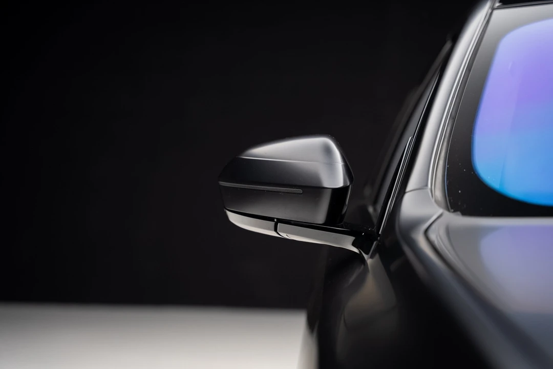 2023 BMW G70 7 Series - Image 13 of 21
