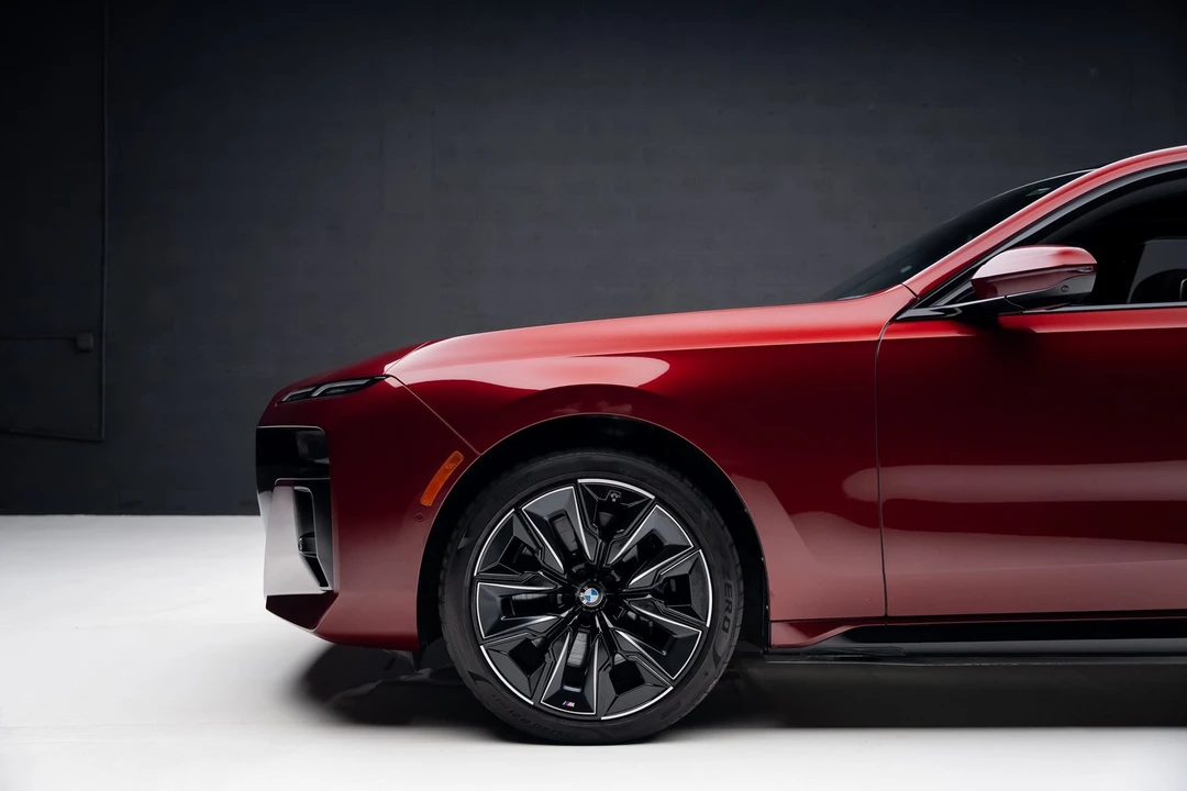 2023 BMW G70 7 Series - Image 17 of 21