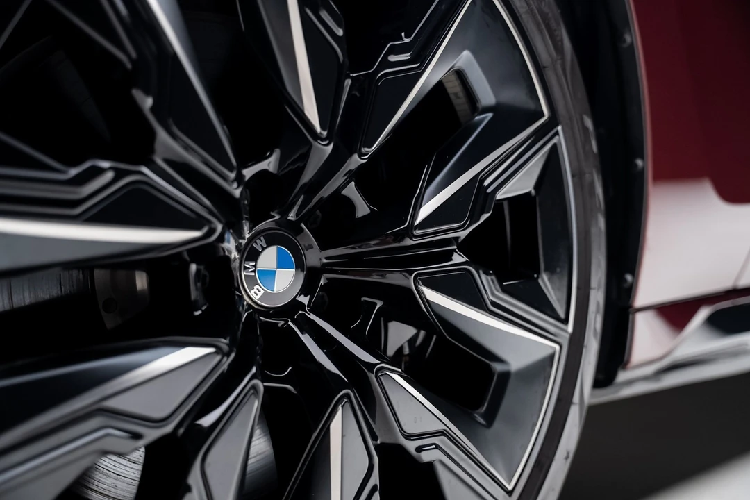 2023 BMW G70 7 Series - Image 21 of 21