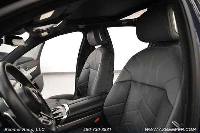 2023 BMW G70 7 Series - Image 15 of 20