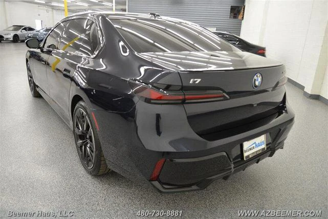 2023 BMW G70 7 Series - Image 11 of 20
