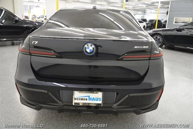 2023 BMW G70 7 Series - Image 10 of 20
