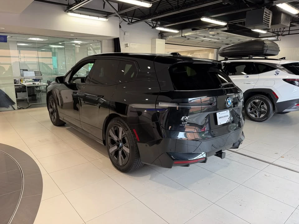 2023 BMW I20 iX - Image 8 of 16