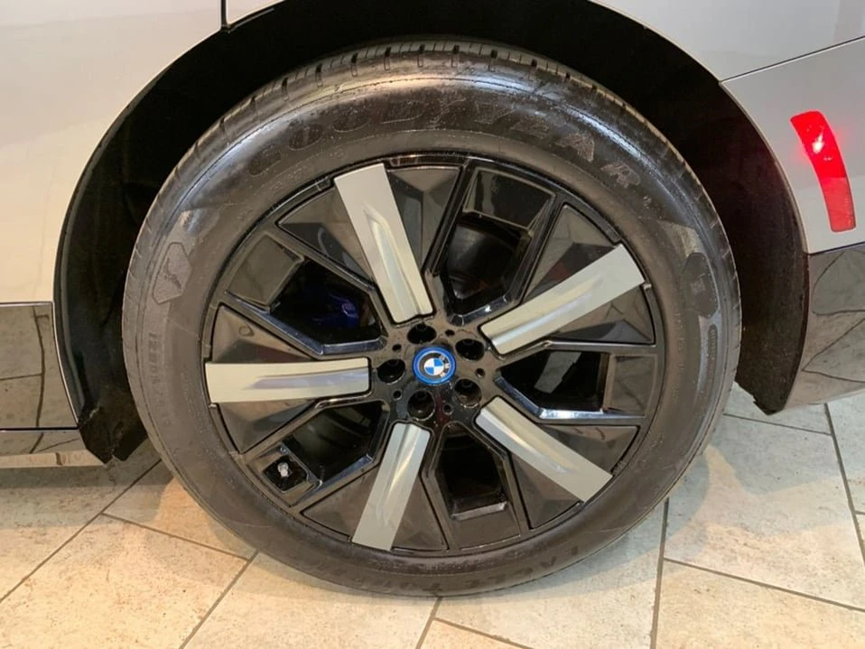 2023 BMW I20 iX M60 - Image 12 of 20