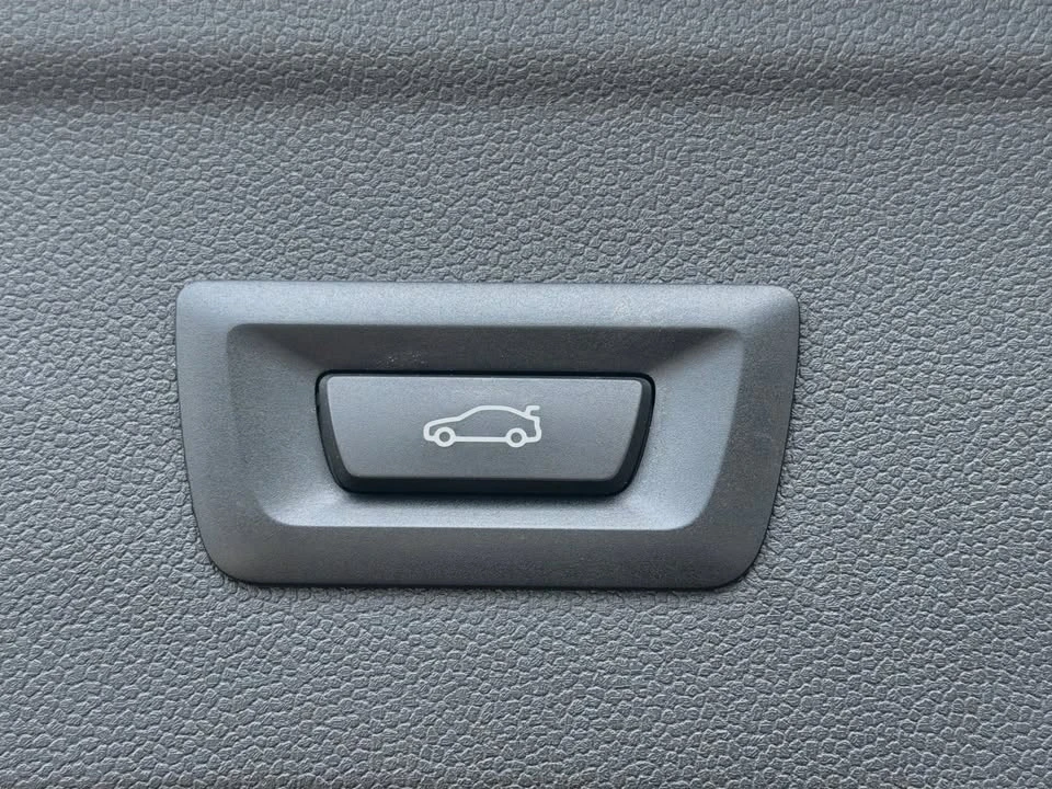 2023 BMW I20 iX - Image 13 of 20