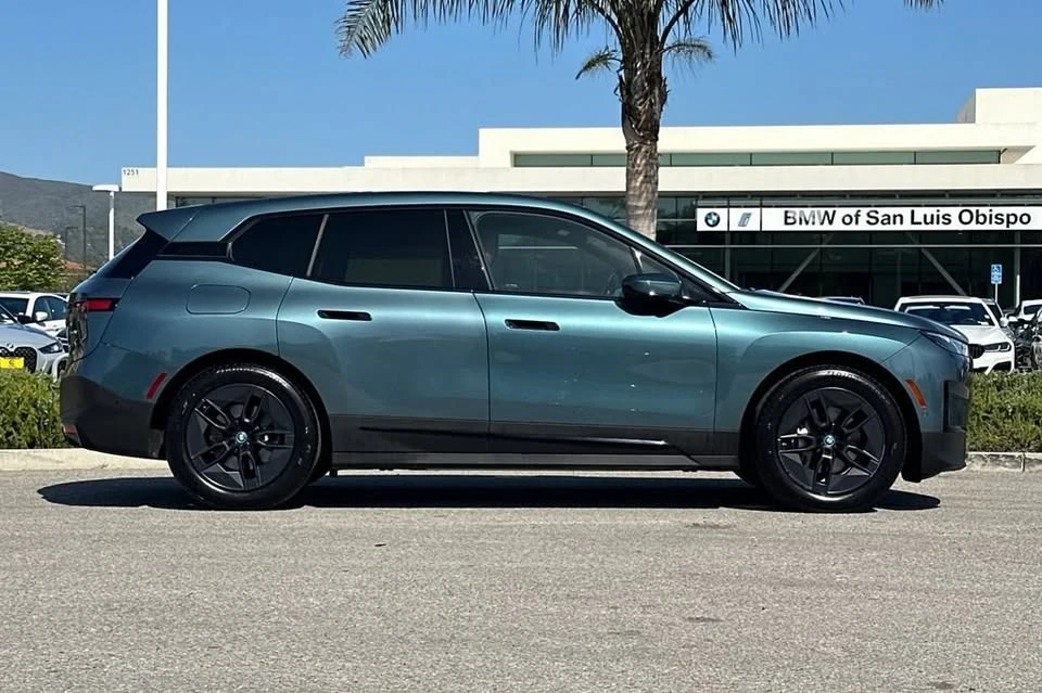 2023 BMW I20 iX - Image 3 of 19