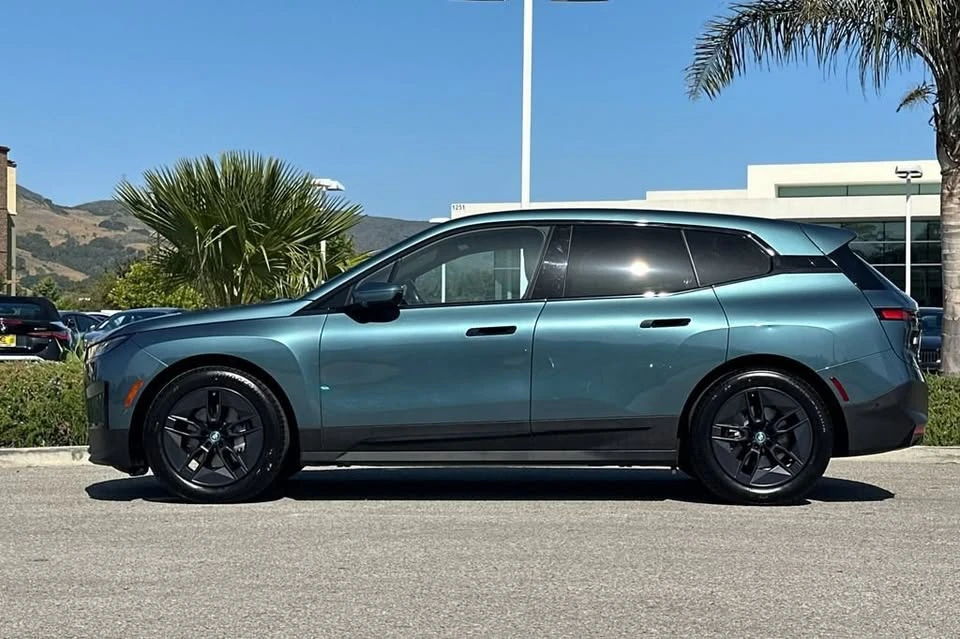 2023 BMW I20 iX - Image 9 of 19