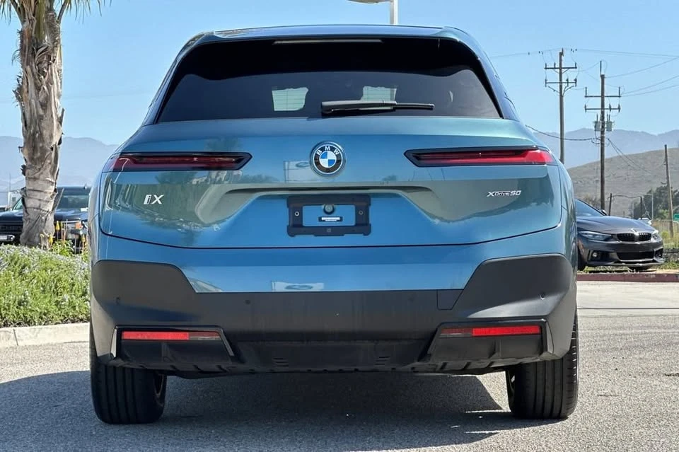 2023 BMW I20 iX - Image 7 of 19