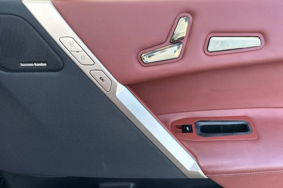 2023 BMW I20 iX - Image 18 of 19