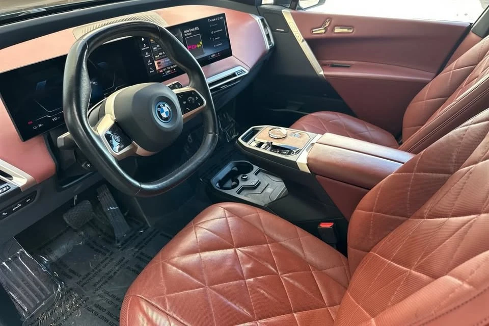 2023 BMW I20 iX - Image 2 of 19
