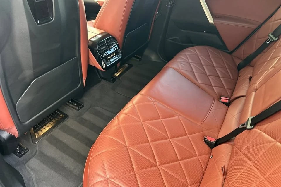 2023 BMW I20 iX - Image 4 of 19