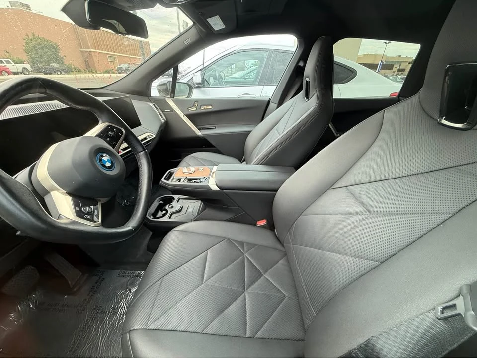 2023 BMW I20 iX - Image 3 of 4