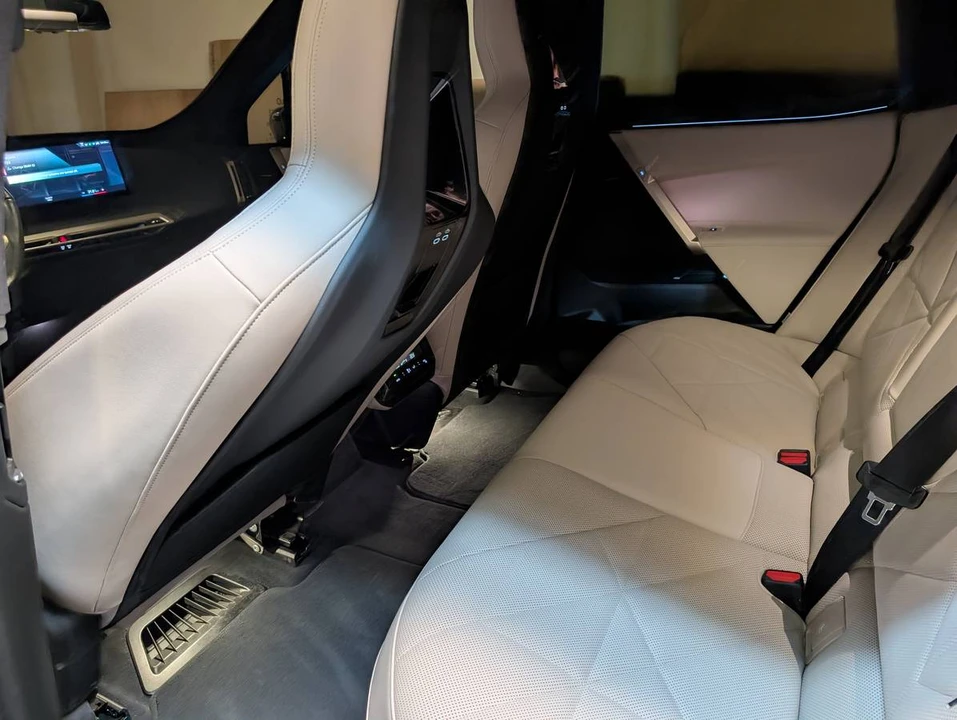2023 BMW I20 iX - Image 11 of 12
