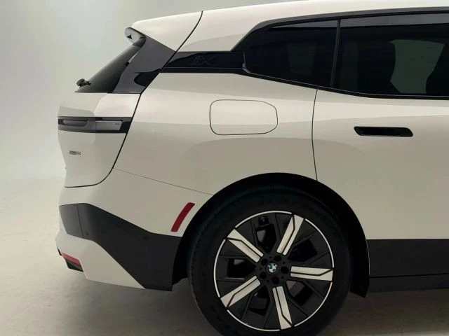 2023 BMW I20 iX - Image 16 of 21