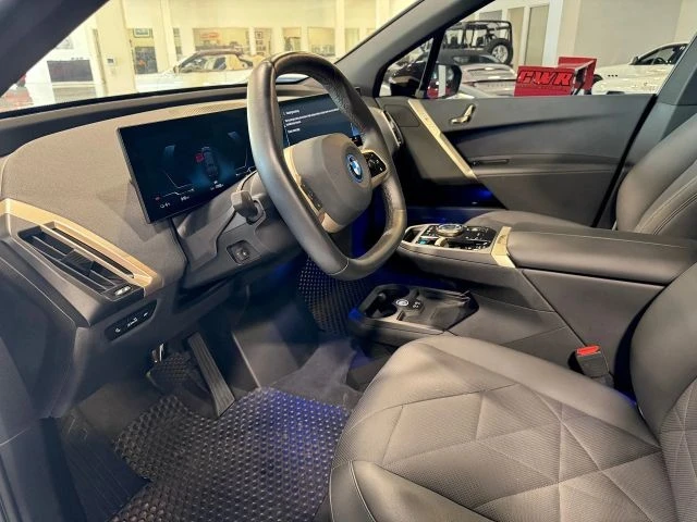 2023 BMW I20 iX - Image 9 of 17