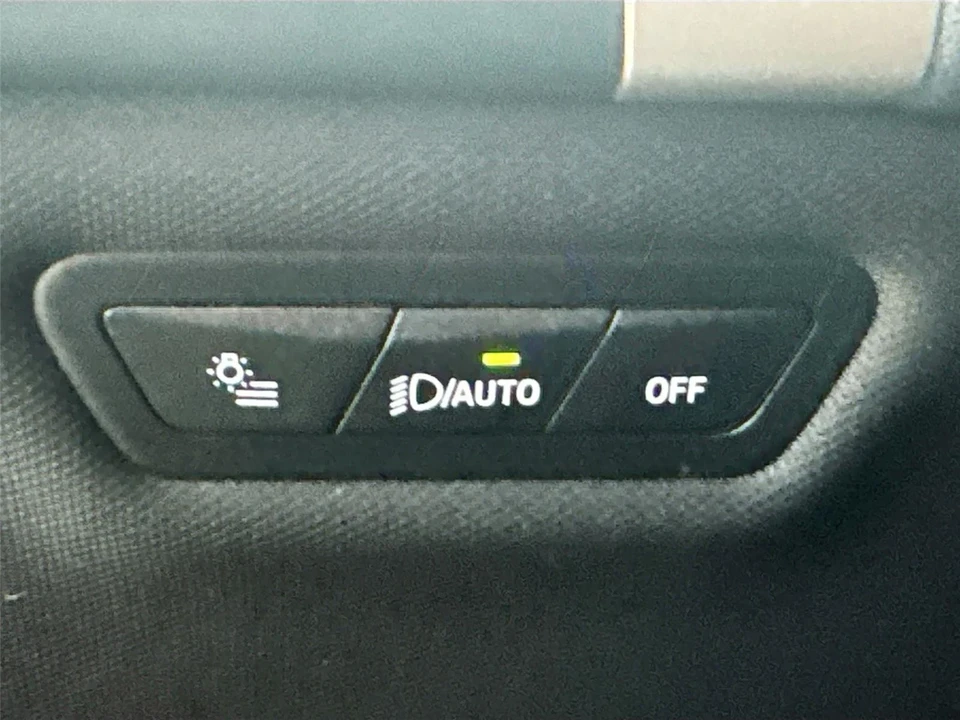 2023 BMW I20 iX - Image 10 of 21