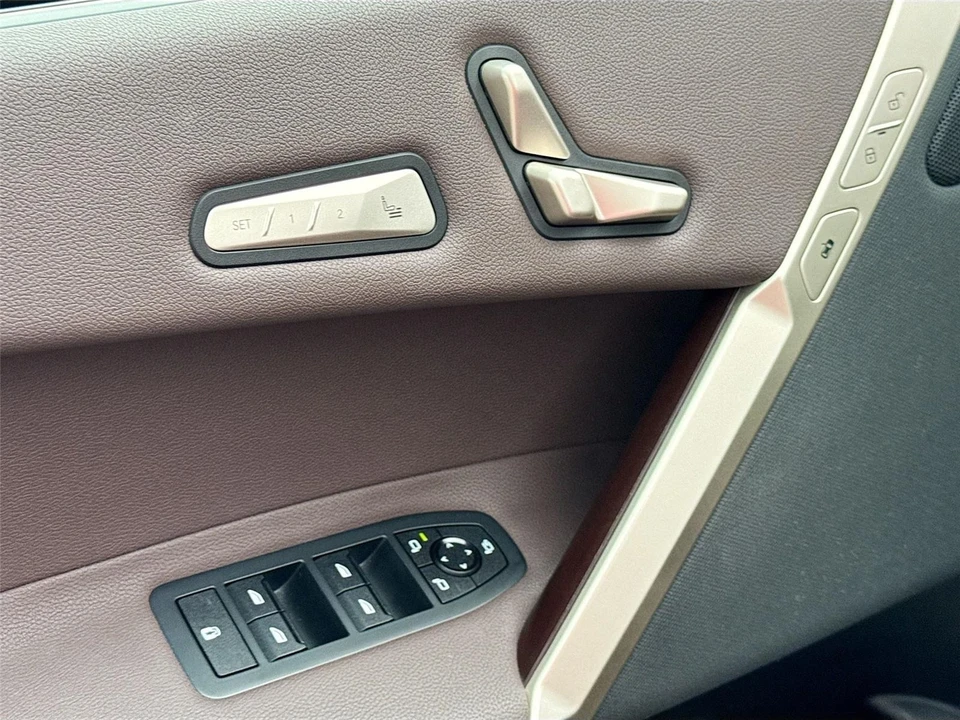 2023 BMW I20 iX - Image 18 of 21