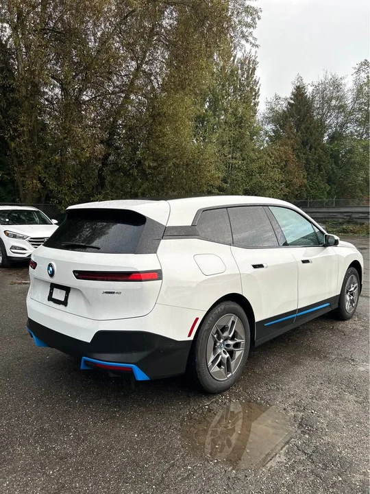 2023 BMW I20 iX - Image 4 of 12