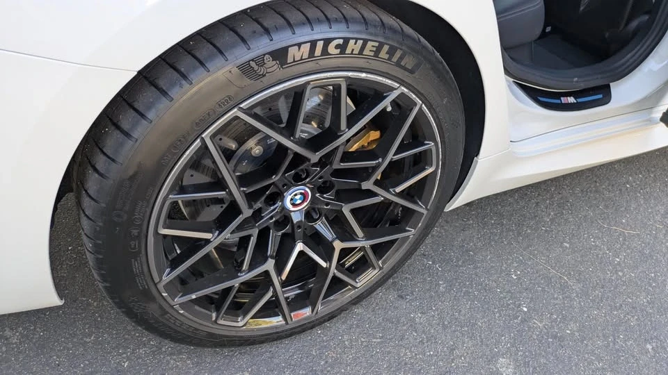2023 BMW M8 - Image 17 of 20