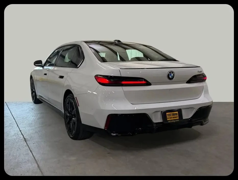 2023 BMW G70 7 Series - Image 7 of 20