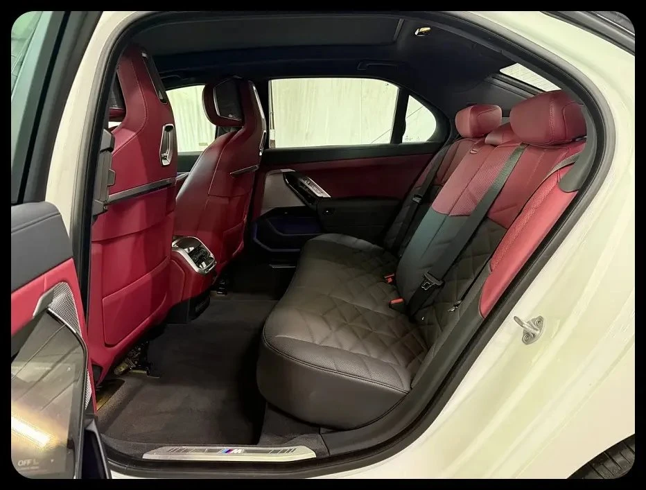2023 BMW G70 7 Series - Image 10 of 20