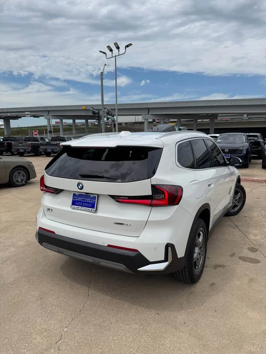 2023 BMW U11/U12 X1 - Image 2 of 9