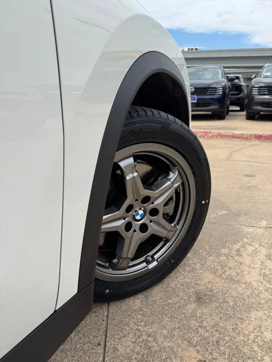 2023 BMW U11/U12 X1 - Image 3 of 9