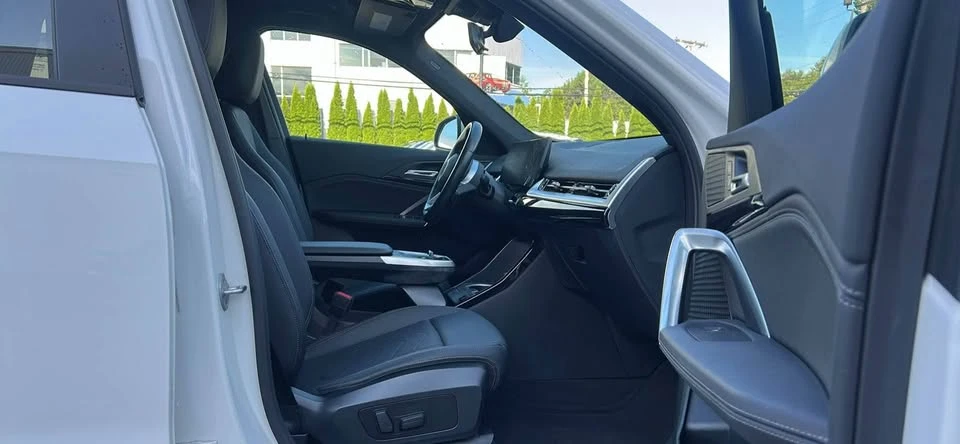 2023 BMW U11/U12 X1 - Image 10 of 18