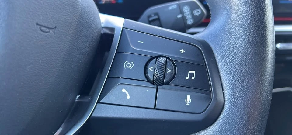 2023 BMW U11/U12 X1 - Image 17 of 18